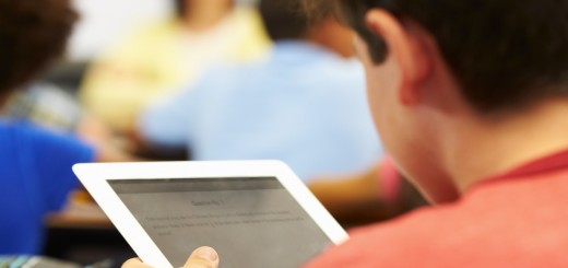 shutterstock 141224869 520x245 Language learning platform Duolingo wants to be a game, which suits its next target: Asia