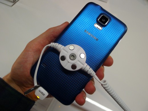 P1050088 520x390 Samsung Galaxy S5 hands on: Is the fingerprint scanner and heart rate monitor just a gimmick?